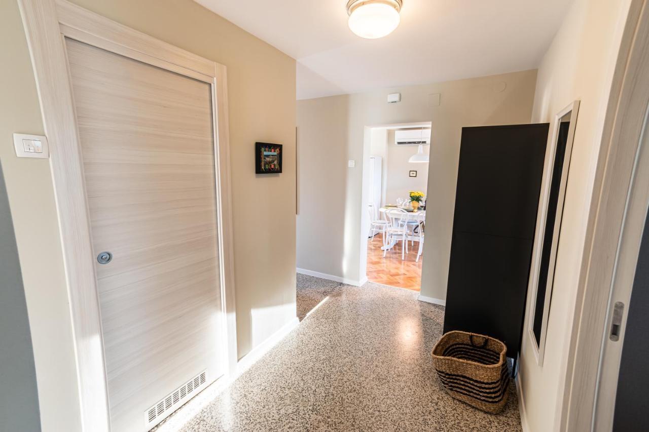Apartment Veruda Pula Luaran gambar